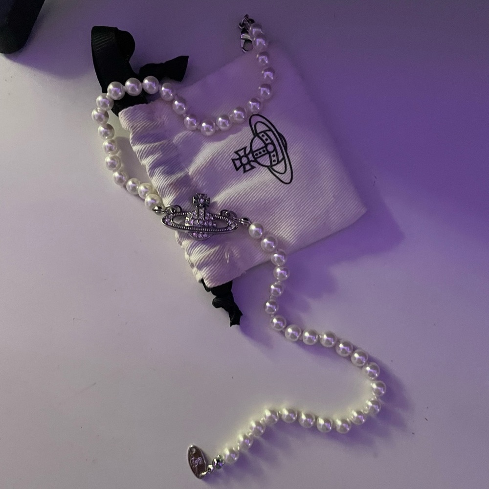 Vivienne westwood mini bas relief choker